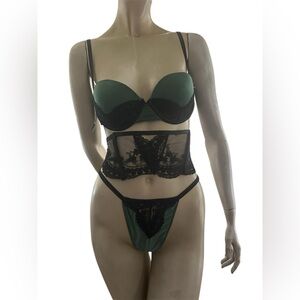 Oh La La Cheri Green and Black 3pc Lace Bra Set- NWT